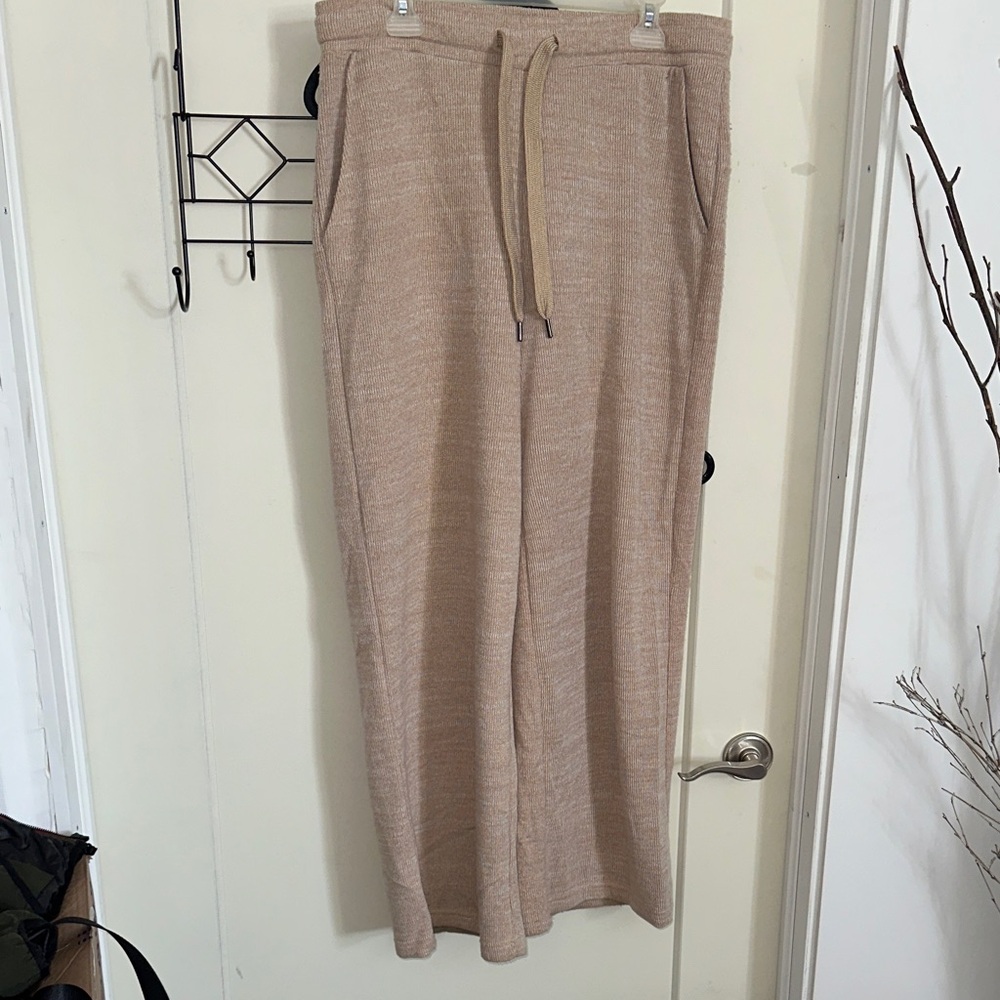 7 For All Mankind Beige Knit Pants L